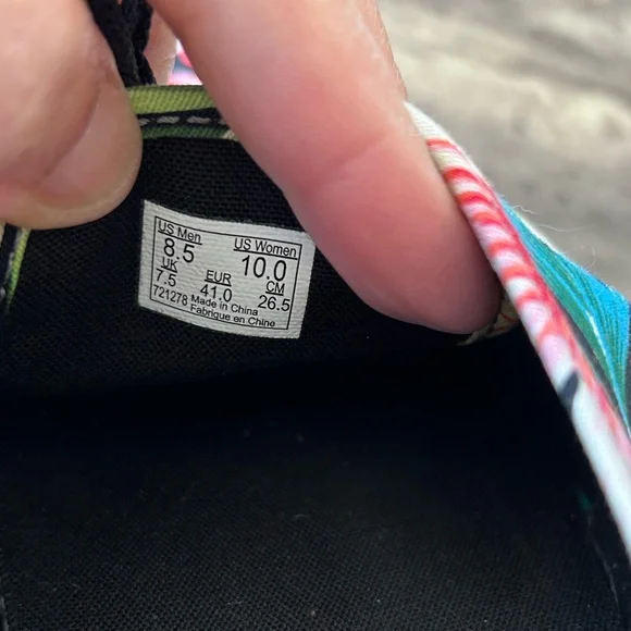 Women’s Floral Vans - Picture 6 of 6